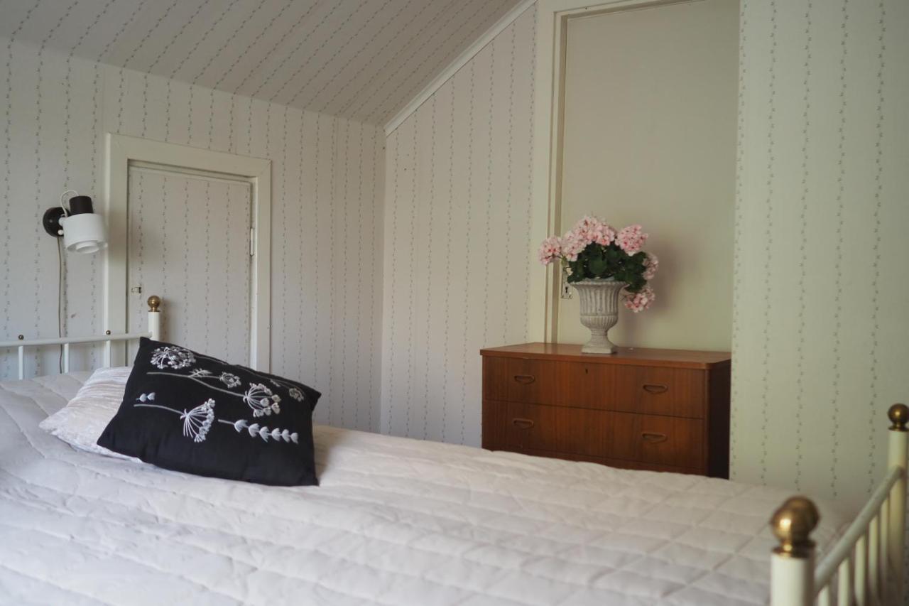 Brukshotellet Oeland - Vandrarhem Degerhamn Zewnętrze zdjęcie